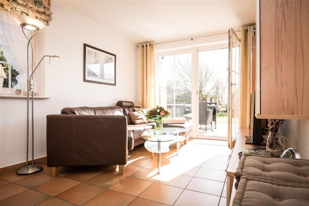 Haus-rosenkamp-eg-ug-wohnung-1 Apartment *