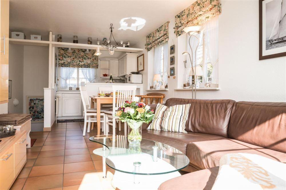 Apartment Haus-rosenkamp-eg-ug-wohnung-1 *